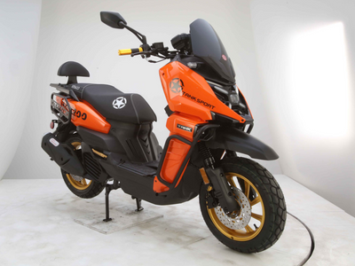 Vitacci Tank Sport X200 Carboretor Scooter – CVT Automatic, Disc Brakes