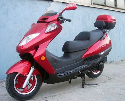 Roketa MC-13 150cc Moped Scooter, 4-Stroke, Air Cooled, Eletric /kick Start