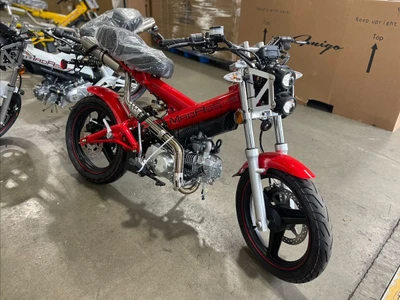 Amigo Madass 125 Scooter, 4-Speed, Manual Transmission - Red