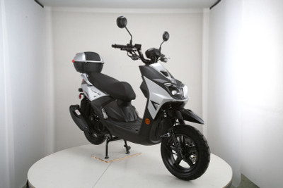 Vitacci Fighter 150cc Scooter, 4-stroke, air-cooled(GY6) - White