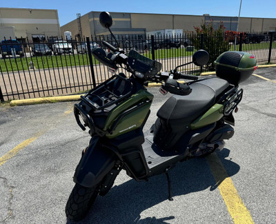 Display Model Vitacci Tank 200 Efi Scooter, (Gy6) 4-Stroke, Air Cooled, Alloy Rim - Fully Assembled And Tested