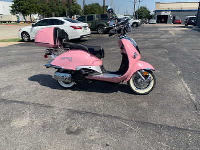 Display Model BMS HERITAGE 150, 4 Stroke SOHC, Air Cooled