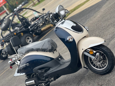 Display Model Trail Master Sorrento 150A Assembled Version Scooter, Electric And Kick Start