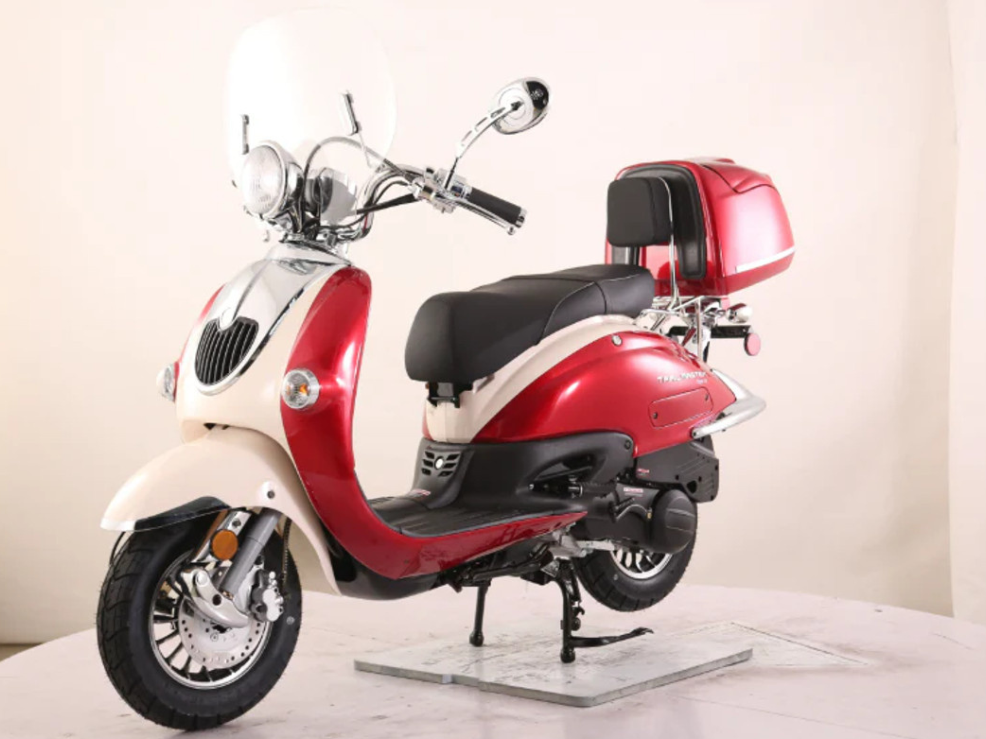 Trailmaster Sorrento 200A Gas Scooter Fully Assembled