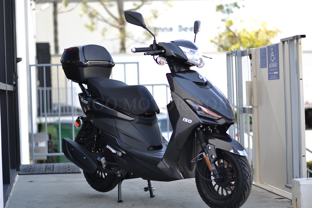 New Amigo SS-150 4 Stroke , Single Cylinder, CVT - TX Powersports