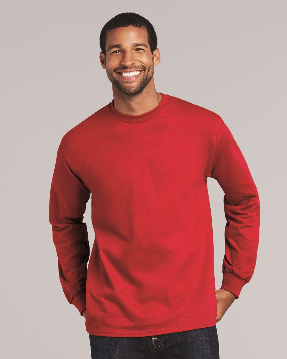 gildan red long sleeve