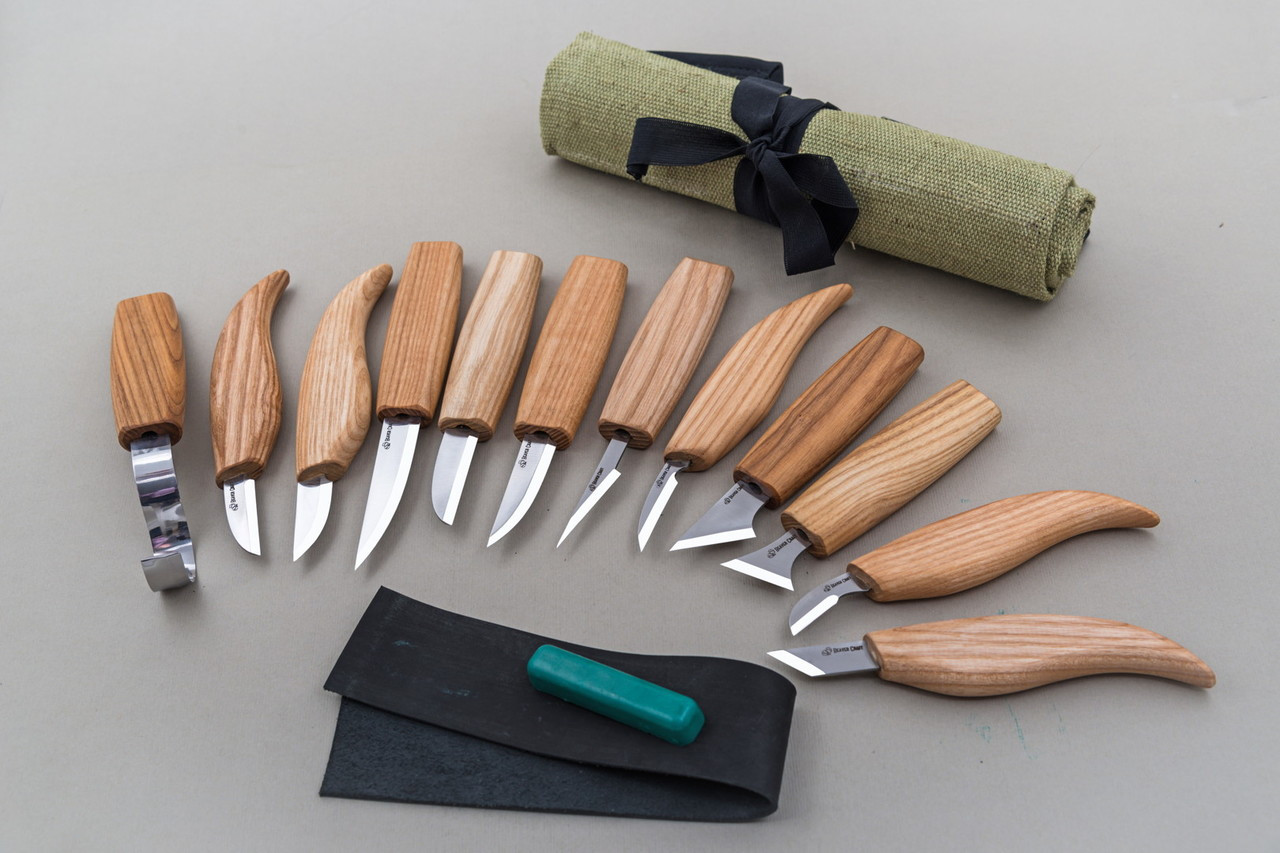 BeaverCraft Carving Knives in Tool Roll - 4 Piece by Woodcraft
