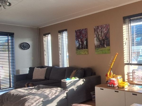 Warme sfeervolle woonkamer