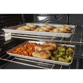Whirlpool® 4.3 Cu. Ft. Single Wall Oven with Air Fry When Connected WOES5027LB