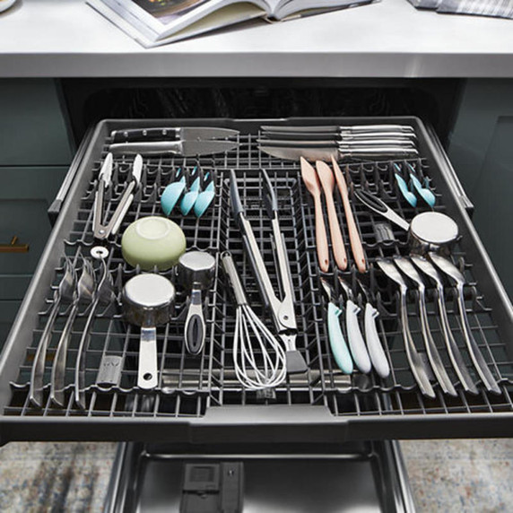 Whirlpool® 51 dBA Quiet Dishwasher with 3rd Rack WDT730HAMZ