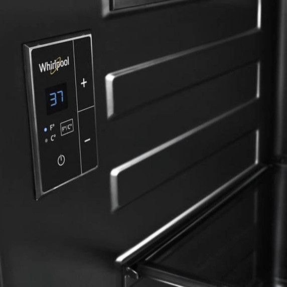 Whirlpool® 24-inch Wide Undercounter Refrigerator with Towel Bar Handle - 5.1 cu. ft. WUR35X24HZ