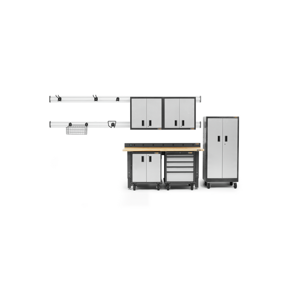 Gladiator® 6' Wide 9-Outlet Workbench Powerstrip GAAC68PSDG