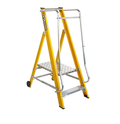 Lyte MagnaStep EN131 Professional Glassfibre Widestep Ladder Lyte MagnaStep EN131 Professional Glassfibre Widestep Ladder