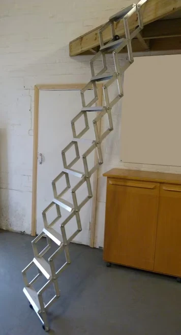 Dolle Alufix Vertical Concertina Loft Ladder