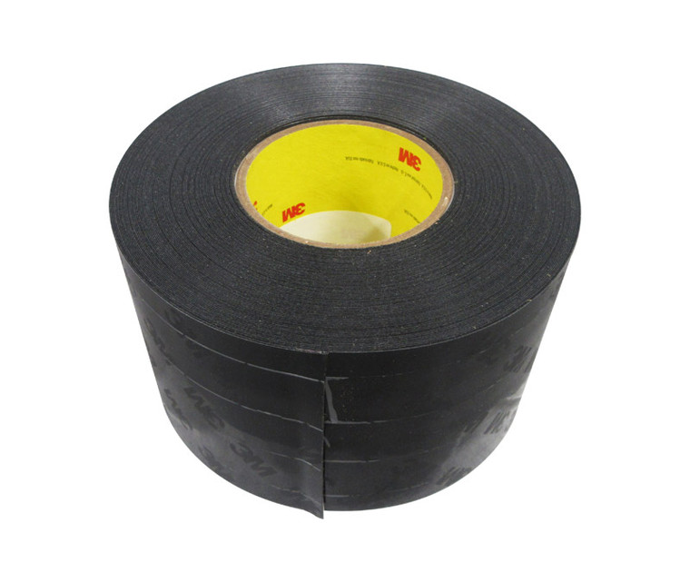 3M™ 8663HS 18 Mil Matte Black Polyurethane Protective Tape (Skip Slit Liner) - 4" x 36 Yard Roll
