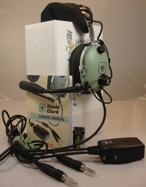 David Clark 40411G-06 Model H10-13X Portable Hardwired Battery Powered Electronic Noise-Cancelling Aircraft Headset