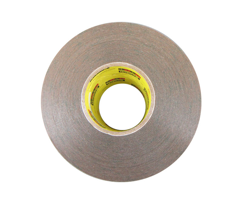 3M™ 021200-15685 VHB™ F9473PC Clear 10 Mil Adhesive Transfer Tape - 4" x 60 Yard Roll