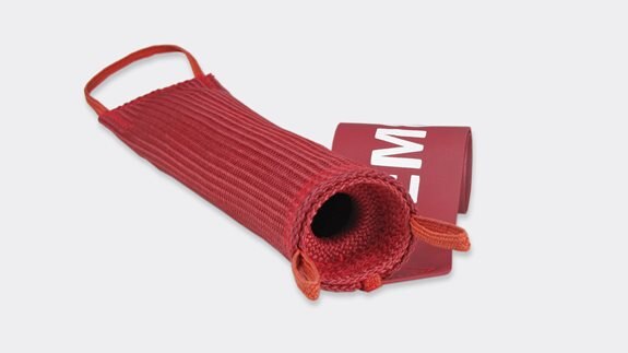 Sesame Technologies KPC4-780-6 Red Triple Layer Kevlar® Flame-Retardant Boeing KC-135 Stratotanker Pitot Cover with 2" x 12" Streamer Flag