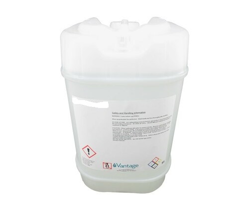 B&B™ Sparkle A Windshield Cleaner - 40 lb (5 Gallon) Plastic Pail