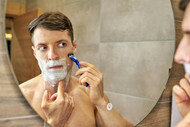 Is Your Razor Actually Damaging Your Skin? What Men With Curly Hair Need to Know About Razor Bumps