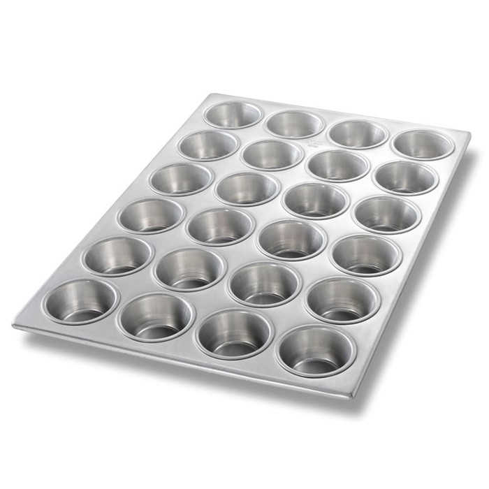 Chicago Metallic | Muffin/Cupcake Pan, Makes (24) 2 3/4" Cakes