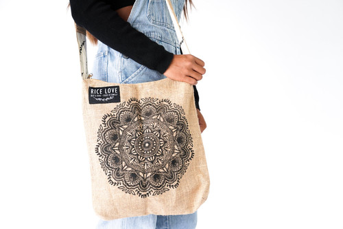 RL-CROSSBODY-MANDALA