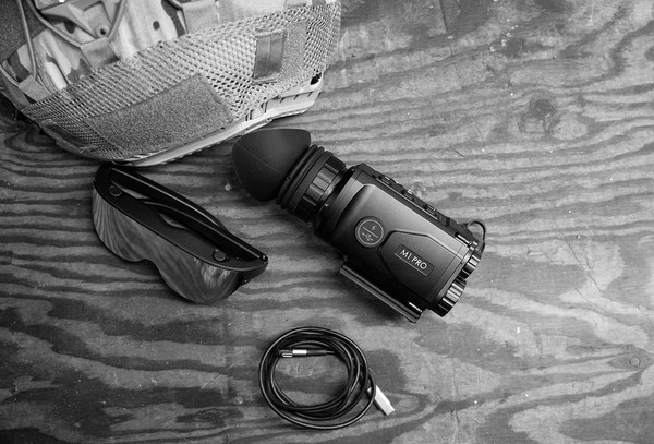 M1 Pro + Helmet + Mount