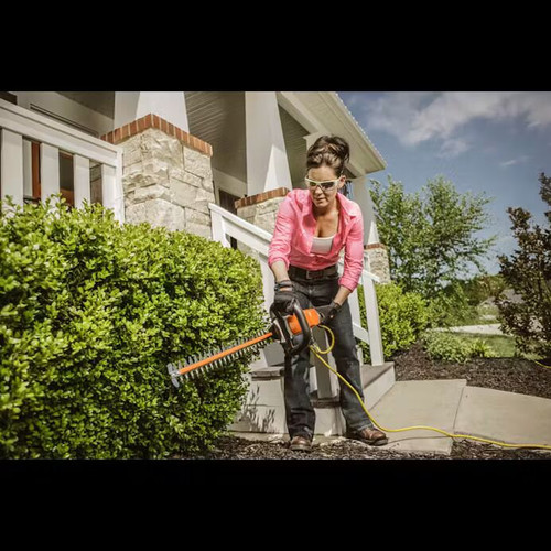 STIHL HSE 52 Hedge Trimmer