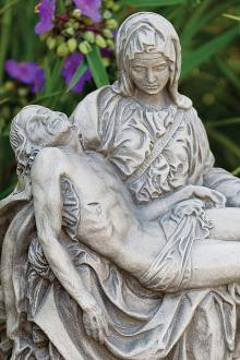 14" Pieta - 137014