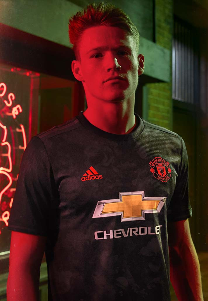 Manchester United 19/20 Men's Third Retro Shirt