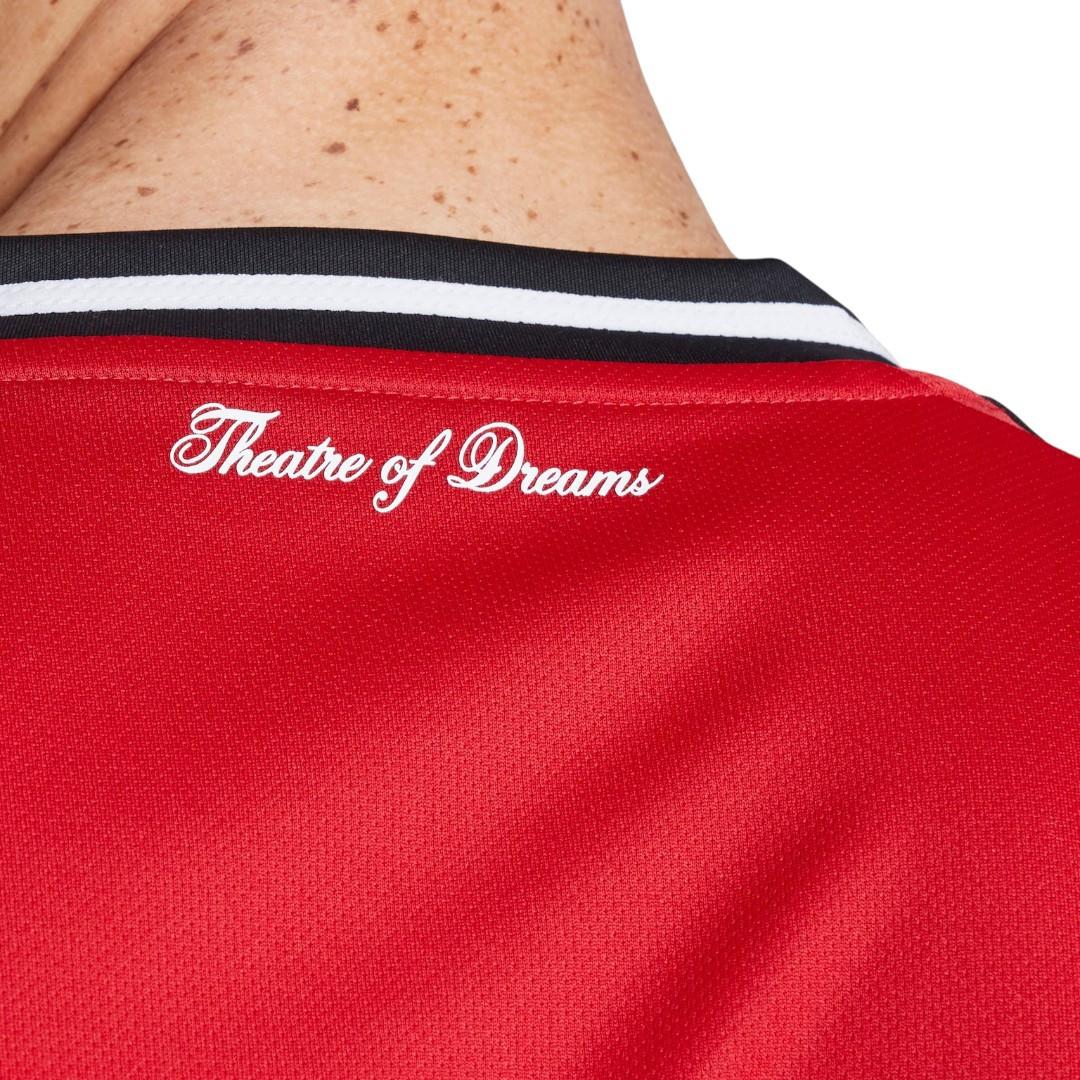 B.FERNANDES #8 Manchester United 25/26 Stadium Men's Home Shirt - PL Font