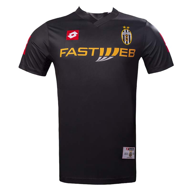 Juventus 01/02 Men's Away Retro Shirt