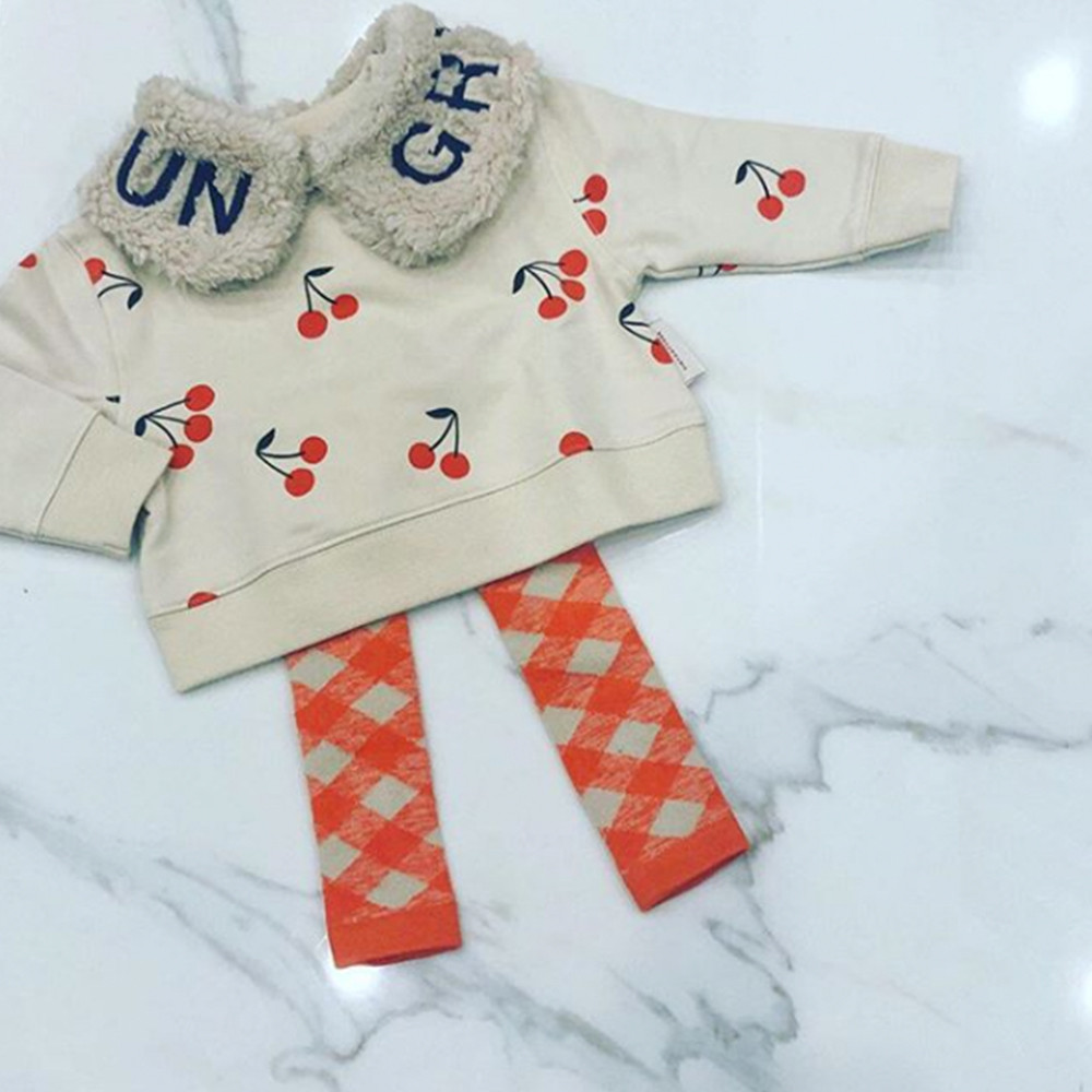 TINY COTTONS | CHERRIES FLEECE SWEATSHIT | BEIGE