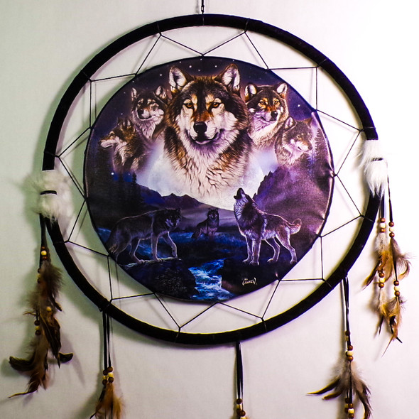 24" Dreamcatcher with Wolf Pack