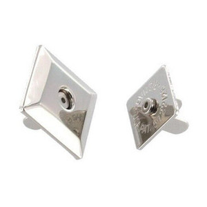 Square Beveled Magnetic Snap, Natural Brass
