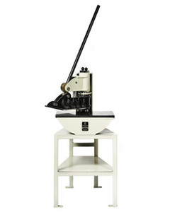 BG 12-Ton Manual Clicker Press