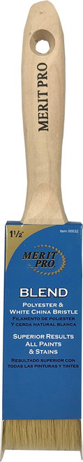 Merit Pro 00032 1-1/2" White China Bristle Polyester Beavertail Brush