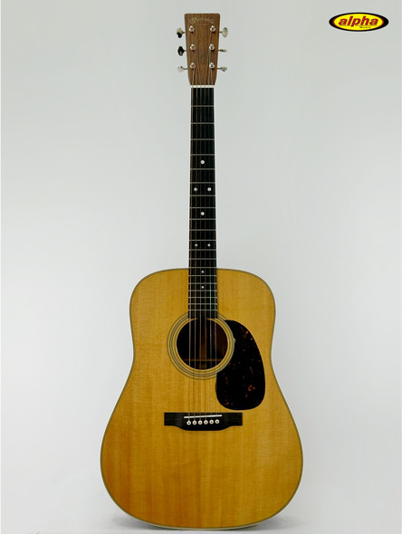 Martin D-28 Standard Series, Natural, w/case