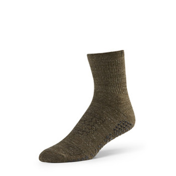 Base 33 Crew - Grip Socks in Olive