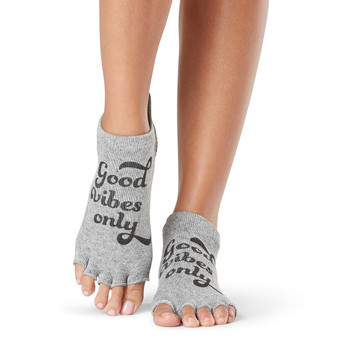 ToeSox Half Toe Low Rise - Grip Socks In Motto
