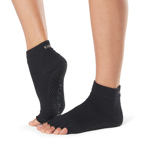 ToeSox Half Toe Ankle - Grip Socks In Black