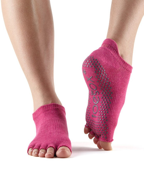 ToeSox Half Toe Low Rise - Grip Socks In Raspberry