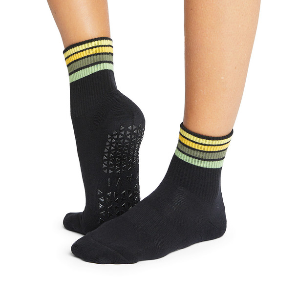 Tavi Aria - Grip Socks in Ebony Vibe