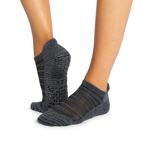Tavi Savvy Breeze - Grip Socks in Charcoal Melange