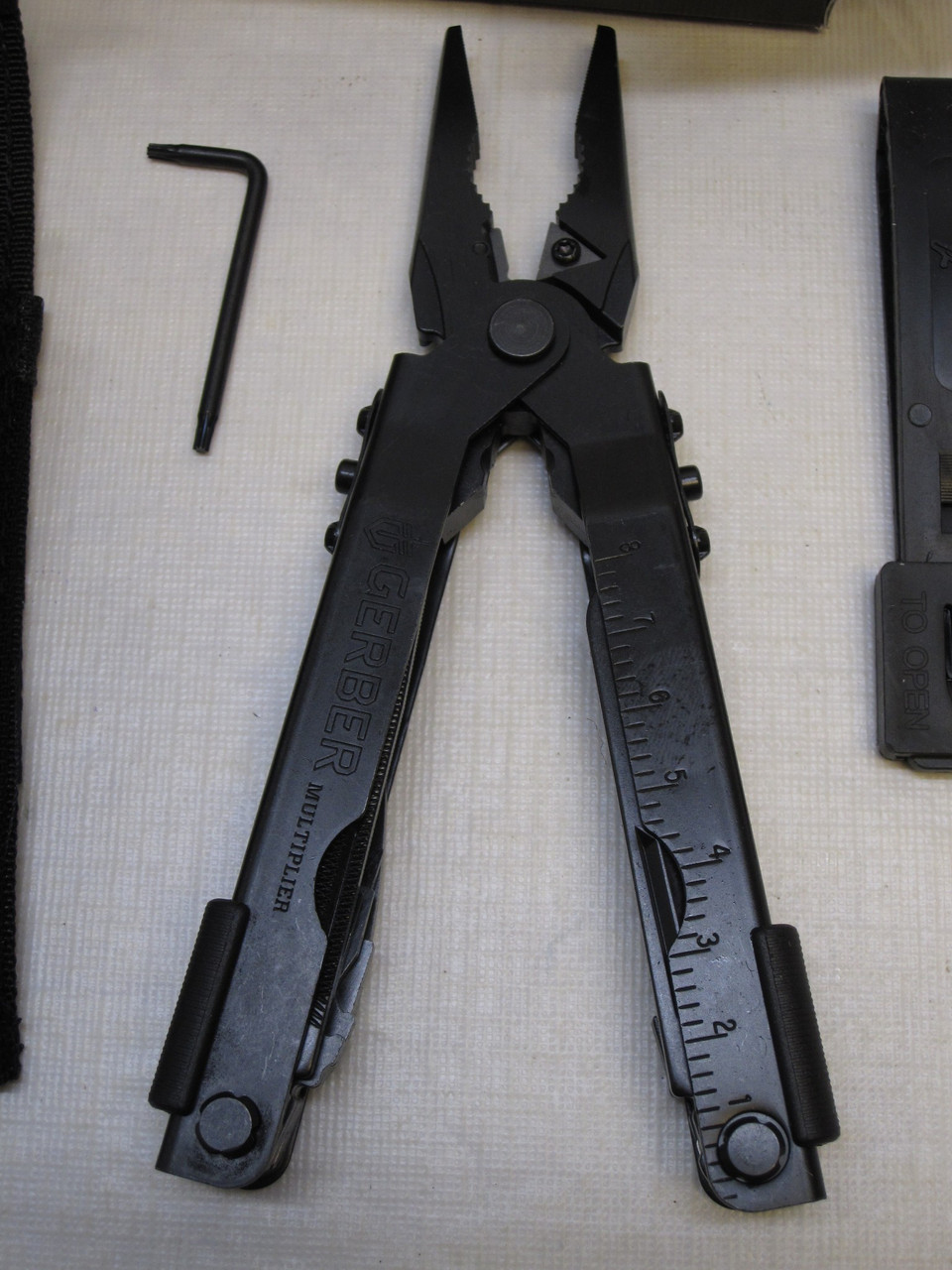 GERBER MP600 NEEDLE NOSE PLIERS