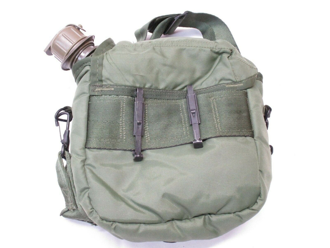 2 quart military canteen with carrier