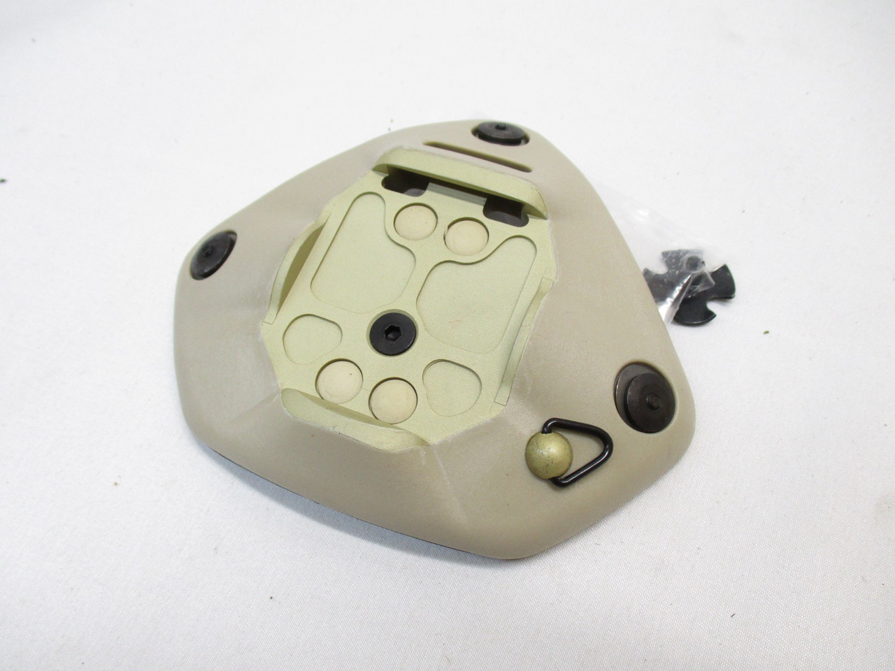 NOROTOS 1 OR 3 HOLE SHROUD NVG MOUNT TACTICAL HELMET BASE PLATE