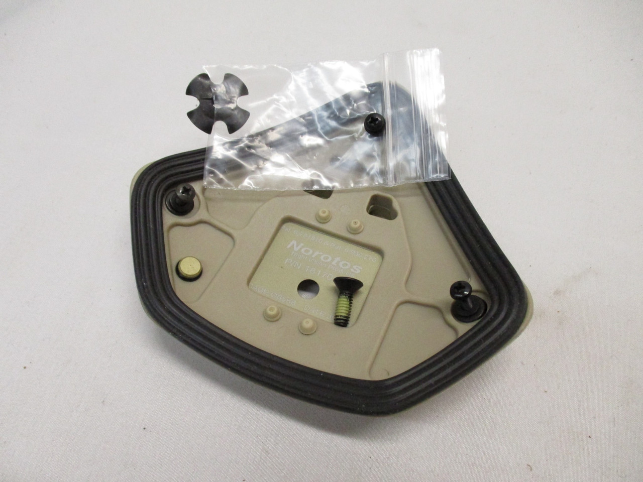 NOROTOS 1 OR 3 HOLE SHROUD NVG MOUNT TACTICAL HELMET BASE PLATE