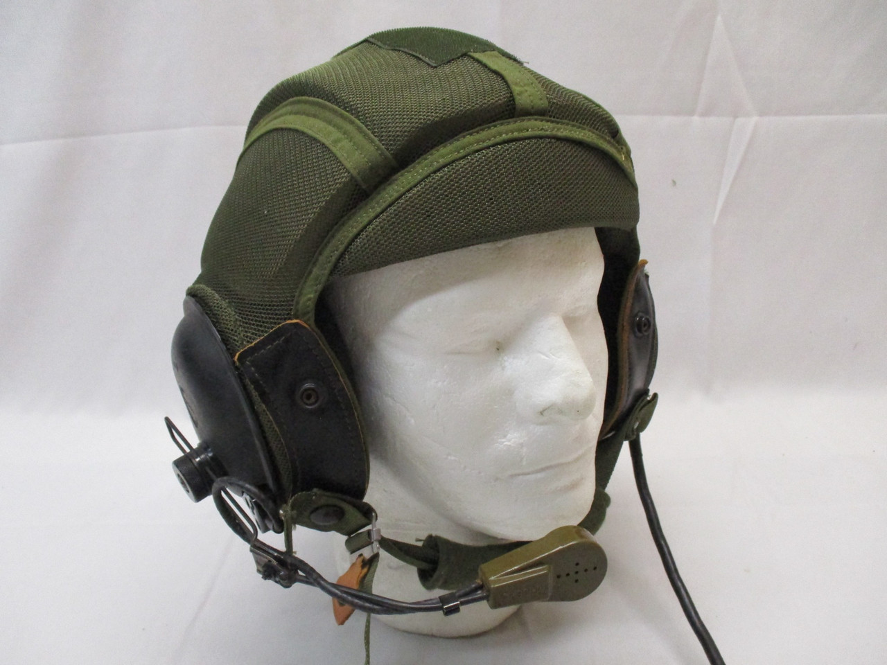 MILITARY COMBAT VEHICLE CREWMAN CVC TANKER HELMET LARGE OD GREEN DH-132A w.COMMS