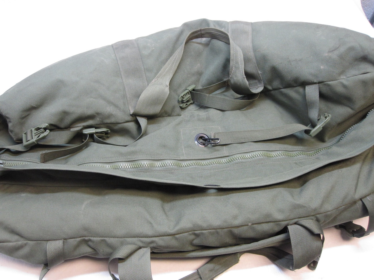 IMPROVED MILITARY SEA BAG US ARMY DUFFEL SACK DEPLOYMENT PACK GREEN SIDE  ZIPPER